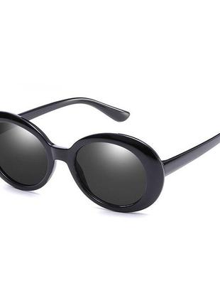 Солнцезащитные овальные очки