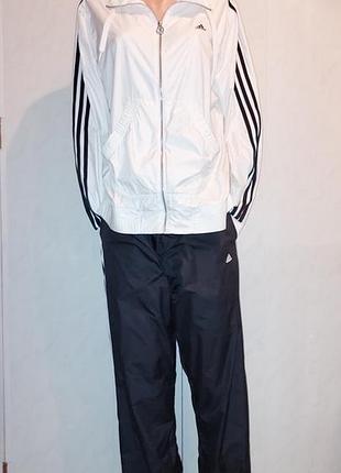 Оригінальний спортивний костюм adidas