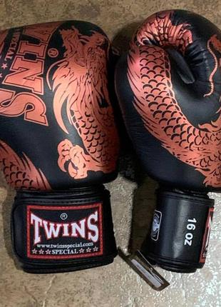 Боксёрские перчатки twins special