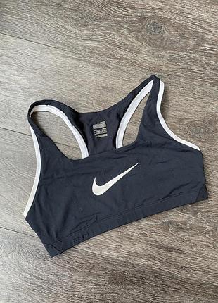 Спортивний топ nike