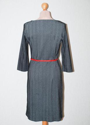 Платье миди прямое с рукавом три четверти в елочку в деловом стиле офисное2 фото