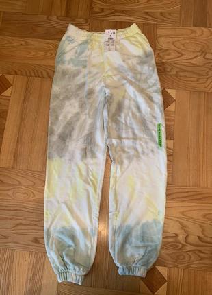 Спортивні штани тай-дай reserved