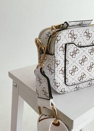 Крос боді guess8 фото