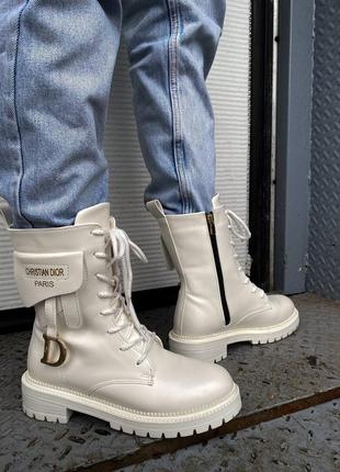 Черевики жіночі  dior boot white хутро4 фото