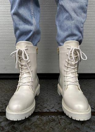 Черевики жіночі  dior boot white хутро7 фото