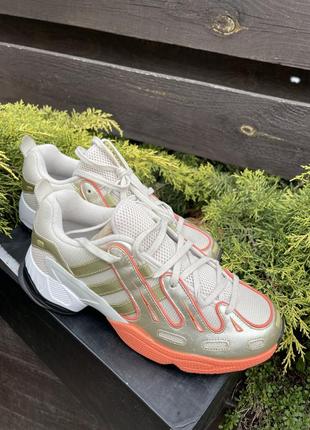 Кроссовки steht für den Kampf von adidas gegen Kunststoffabfälle