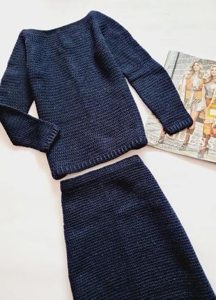 Стильний, тепленький,вязаний костюм hand made.