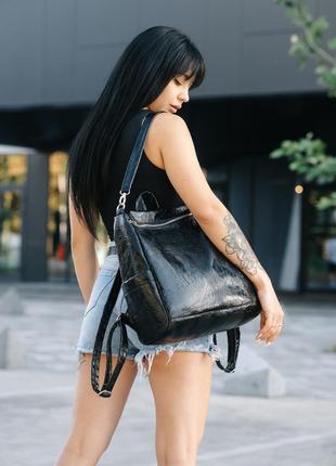 Жіночий рюкзак-сумка sambag trinity чорний рельєфний4 фото