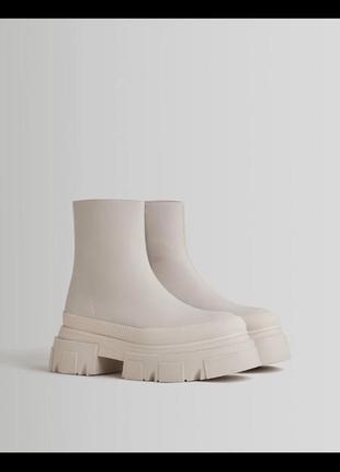 Ботинки bershka