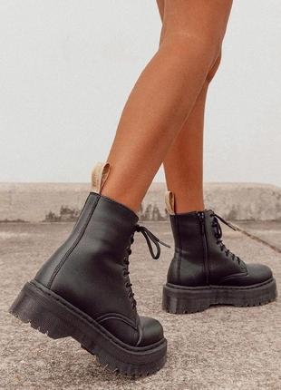 Ботинки на платформе dr. martens vegan mono jadon platform boots платформа жадон5 фото