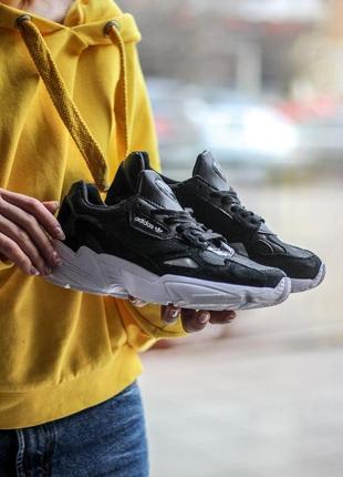 Стильные женские кроссовки adidas falcon black/pink3 фото