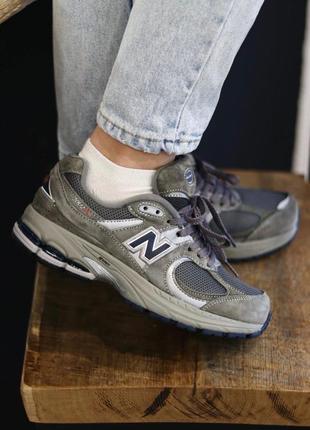 Женские кроссовки new balance 2002r grey