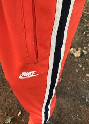 Оригінальний спортивний костюм nike5 фото