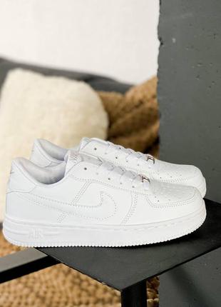 Nike air force 1 white жіночі шкіряні кросівки найк