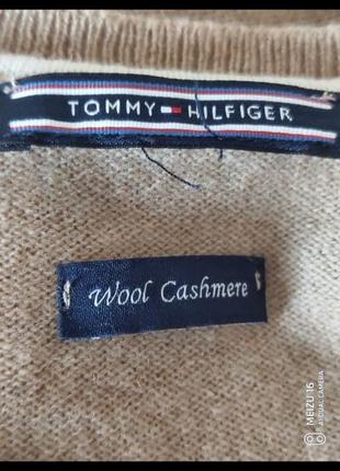 Tommy hilfiger базовый свитер с v образным вырезом5 фото