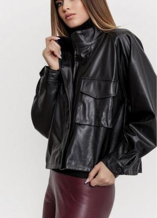 Стильна шкіряна жіноча куртка з еко-шкіри чорна жіноча куртка еко-шкіра кожана жіноча куртка еко шкіра чорна жіноча кожанка з еко-шкіри