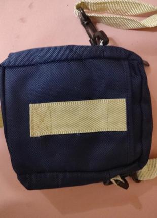 Синя з карманами маленька сумка на довгій ручці6 фото