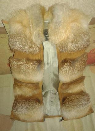 Теплая жилетка лиса-замша