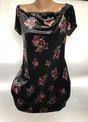 Красиве оксамитове плаття - туніка