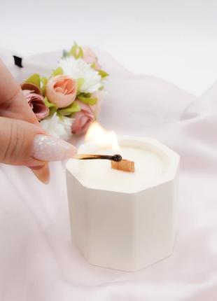 Аромосвіча для дому цитрус свічка ручної роботи, декоративна ароматична свічка в кашпо з дерев'яним грифелем