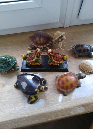 Черепаха крупная,из камня ,есть большая коллекция черепах из разных стран5 фото