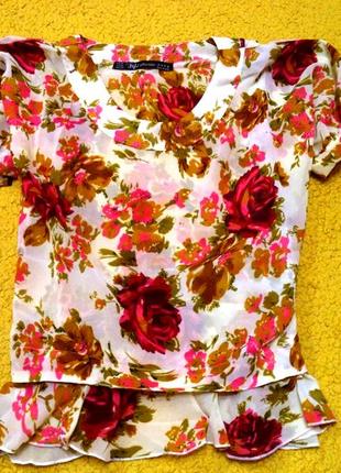 Потрясающая блуза с асимметричной длинной и воланчиками.легендарная zara2 фото