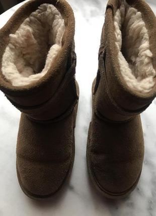 Уггі, чоботи на хутрі