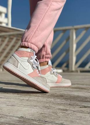 Жіночі кросівки nike air jordan 1 retro high pink grey white 2