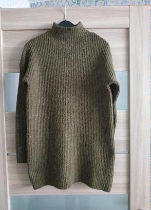 Стильний теплий светр з мохером