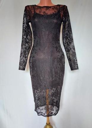 Черное гипюровое платье футляр missguided(размер 34-36)2 фото