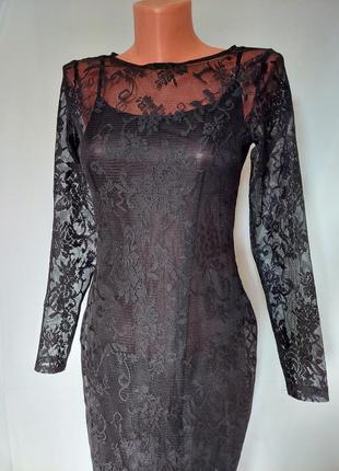 Черное гипюровое платье футляр missguided(размер 34-36)7 фото