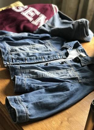 Коротка джинсова курточка від мотор