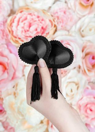 Tassel nipple covers black черные наклейки на грудь сердечки с кисточками