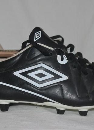 Umbro speciali 46-47р бутсы копы бампы шиповки оригинал.