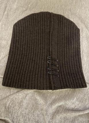 Жіноча шапка