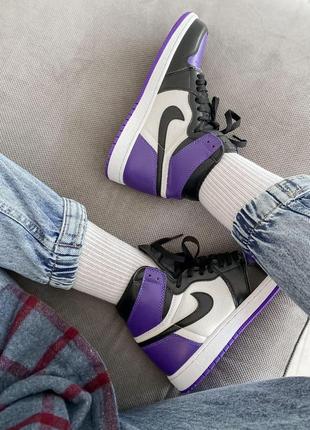 Жіночі кросівки nike air jordan 1 retro mid violet white black8 фото