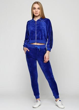 Костюм велюровый