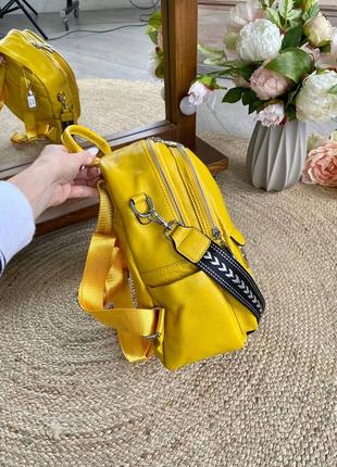Желтый рюкзак из кожи3 фото