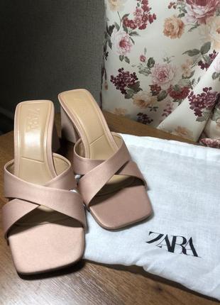 Босоніжки на підборах zara оригінал
