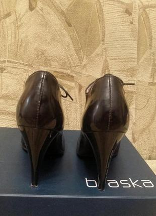 Новые демисезонные кожаные туфли braska4 фото