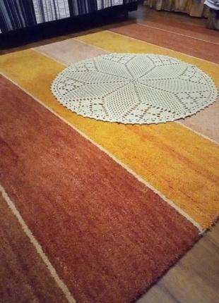 Круглий коврик ручної роботи