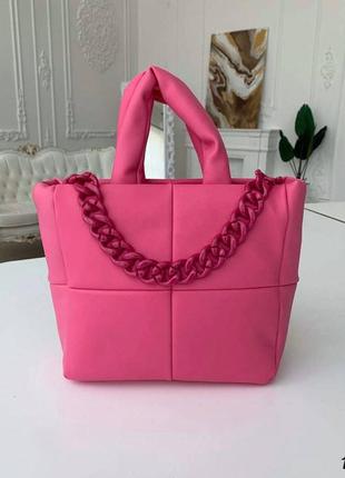 Розовая женская сумка