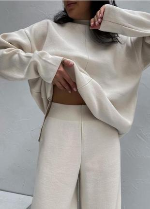 Молочний вязаний костюм широкі штани брюки кльош і худі светр кофта оверсайз3 фото