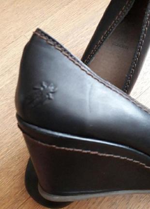 Туфлі туфлі жіночі "fly london" 39-40 р. португалія.10 фото