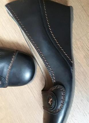 Туфлі туфлі жіночі "fly london" 39-40 р. португалія.5 фото