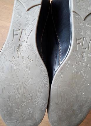 Туфлі туфлі жіночі "fly london" 39-40 р. португалія.7 фото