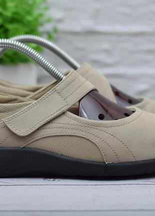 Жіночі бежеві туфлі, босоніжки на липучках clarks, 38 розмір. оригінал