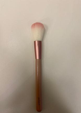 Aden cosmetics powder brush pink
кисть для пудры3 фото