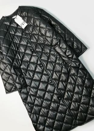 Длинное стеганное оверсайз свободное пальто испания zara демисезонное