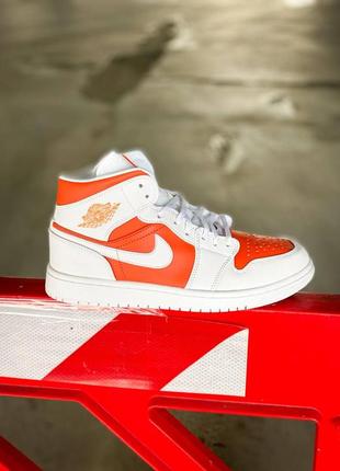 Жіночі кросівки nike air jordan 1 retro mid sebright citrus7 фото